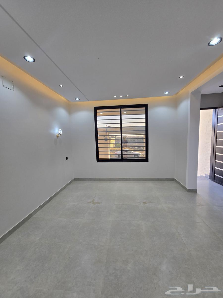 للبيع شقه ارضى بحوش ومدخل سياره 520 الف64360147957251114