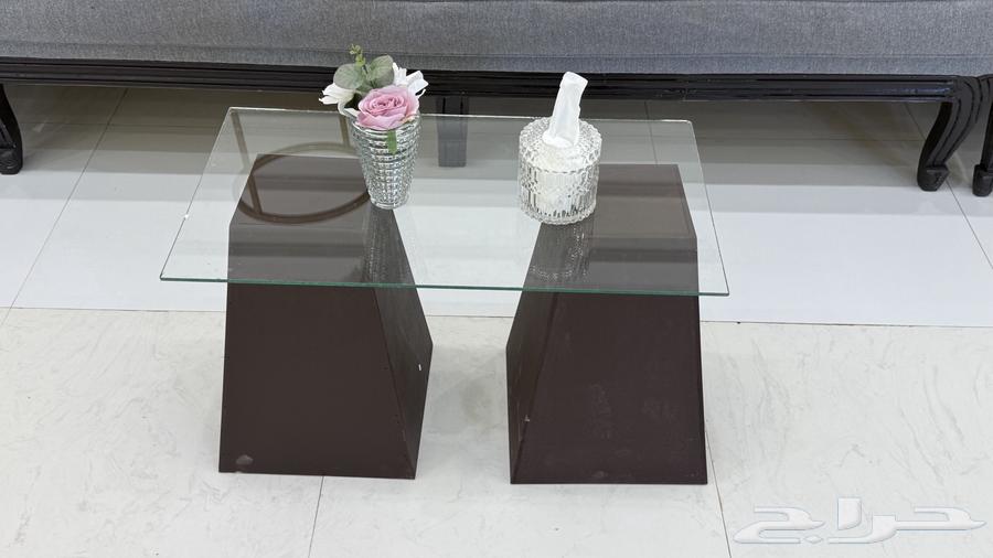 Couch setup for reception mirror64360231287298112