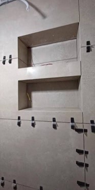 لسنا الوحيدون ولكننا مميزوين مبلط لتركيب جميع انواع الرخم وا64370147466241111