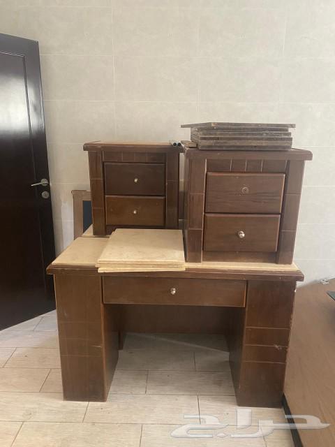 Mobile carpenter at your service wherever you are64370114330627113