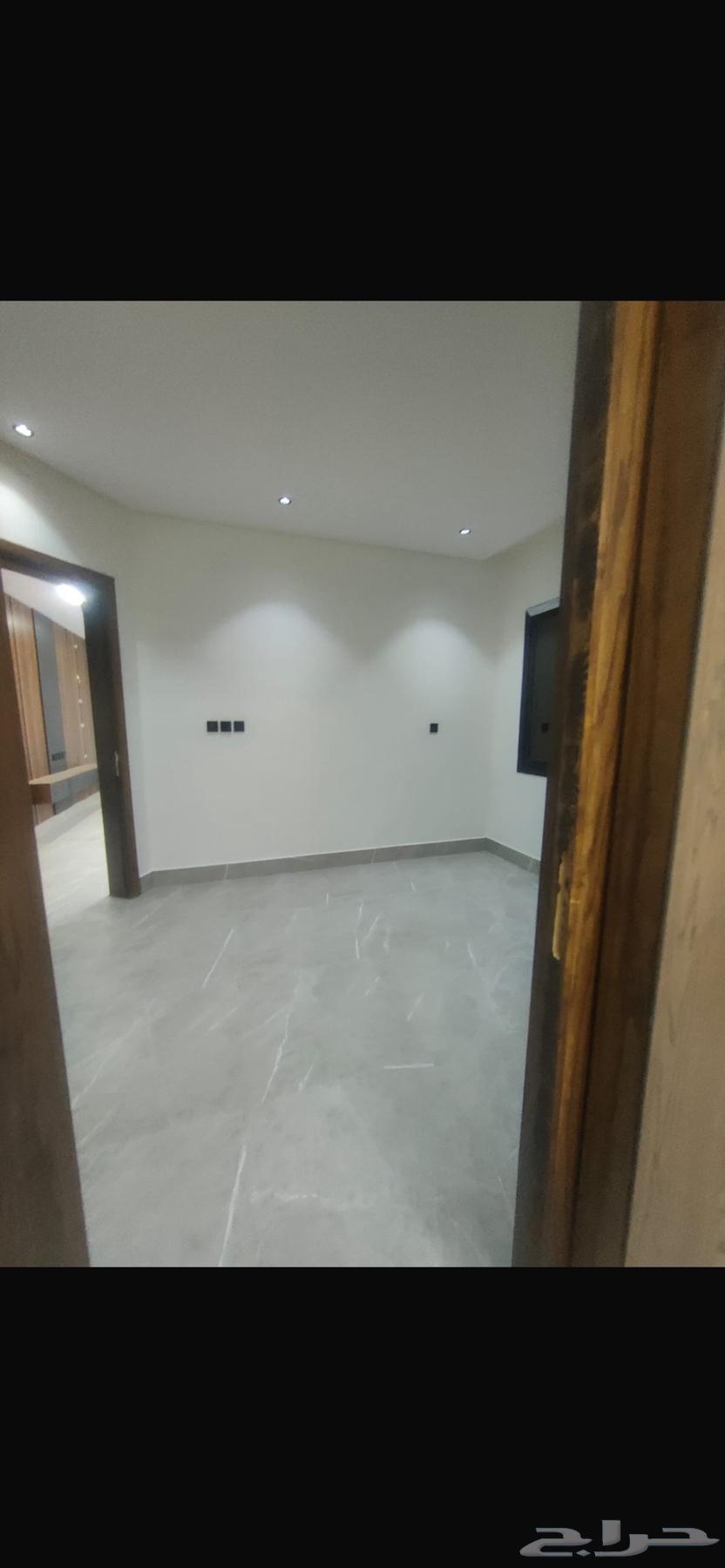 فيلا روف علوية للبيع64370011308290112