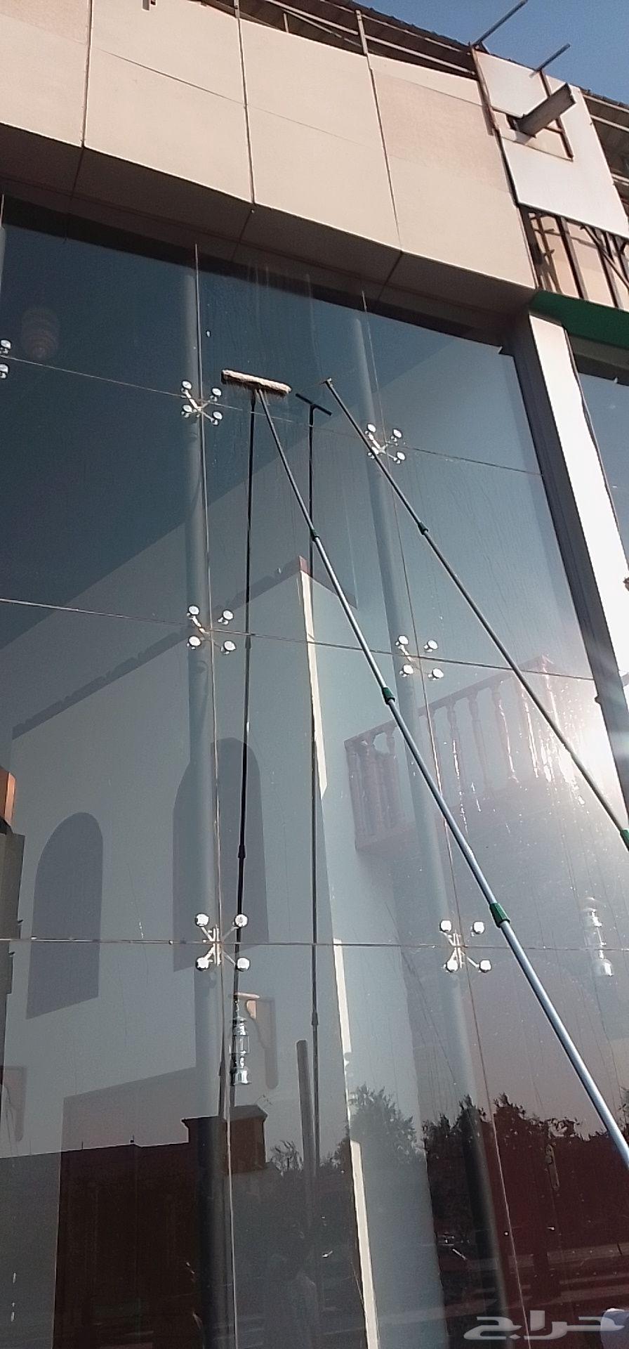 Glass and floor cleaning, polishing surfaces of all types64360181357825111