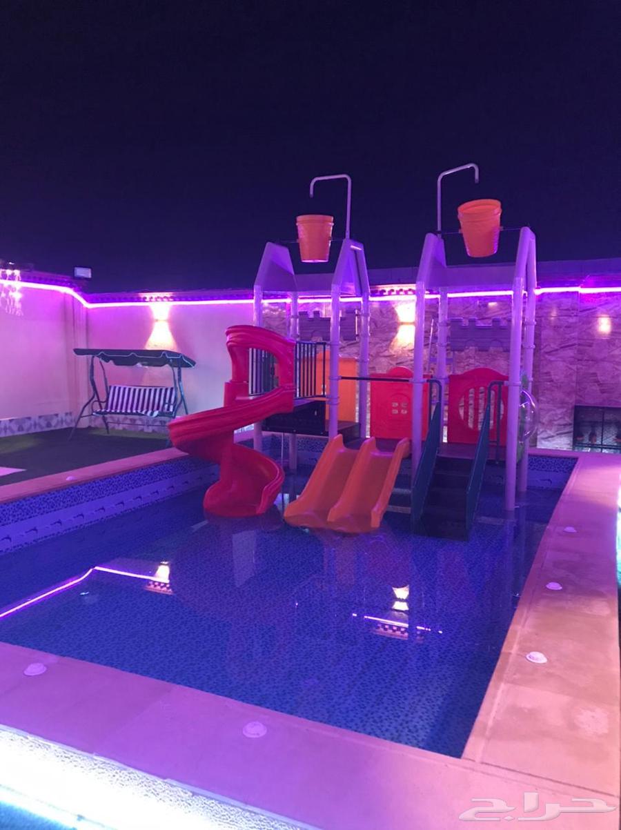 شاليه استراحه ب 250 ريال العاب مائيه ملعب طايره في الحرازات64370062880771110