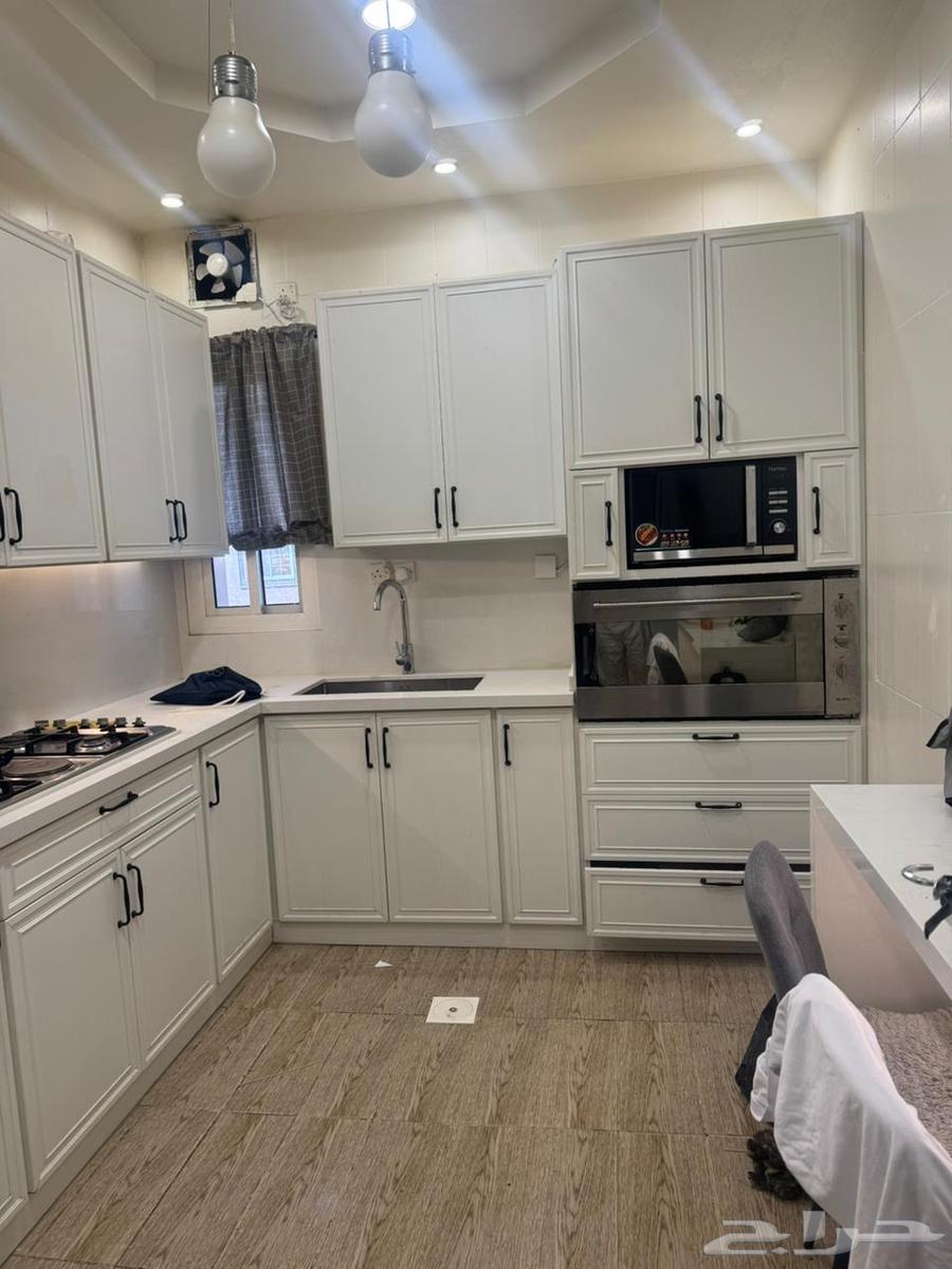 شقة للإيجار 4 غرف في المربع الذهبي بحي التيسير بجوار النهدي64360147867778112