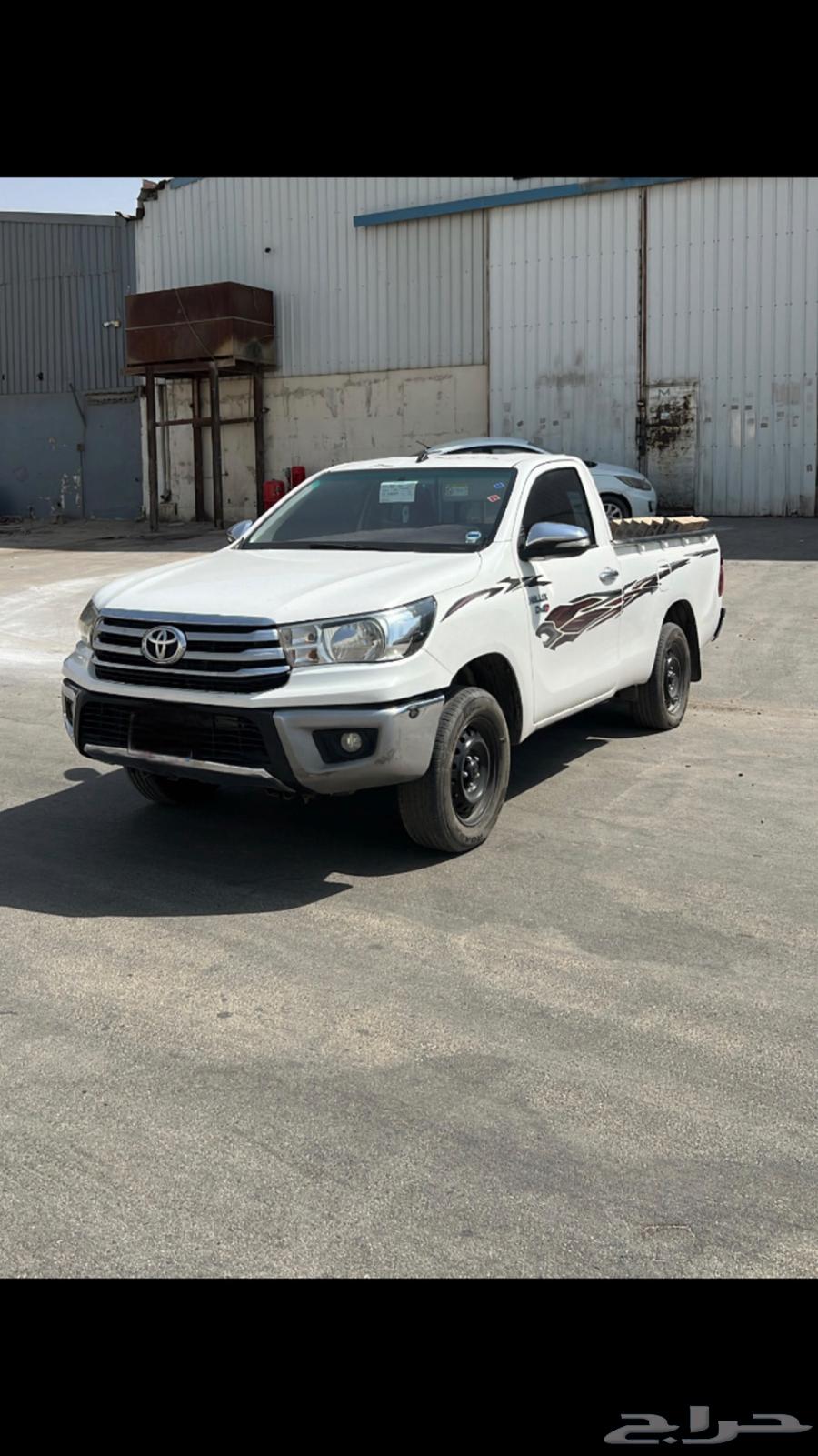 Hilux for loading64380057365634110