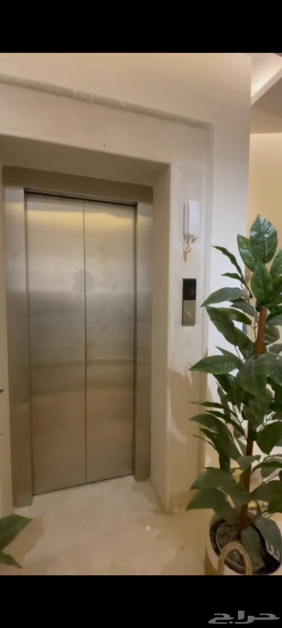 للبيع فلل تاون هاوس موقع مميز تشطيبات فندفيه أسعار مناسبة64379837317506114