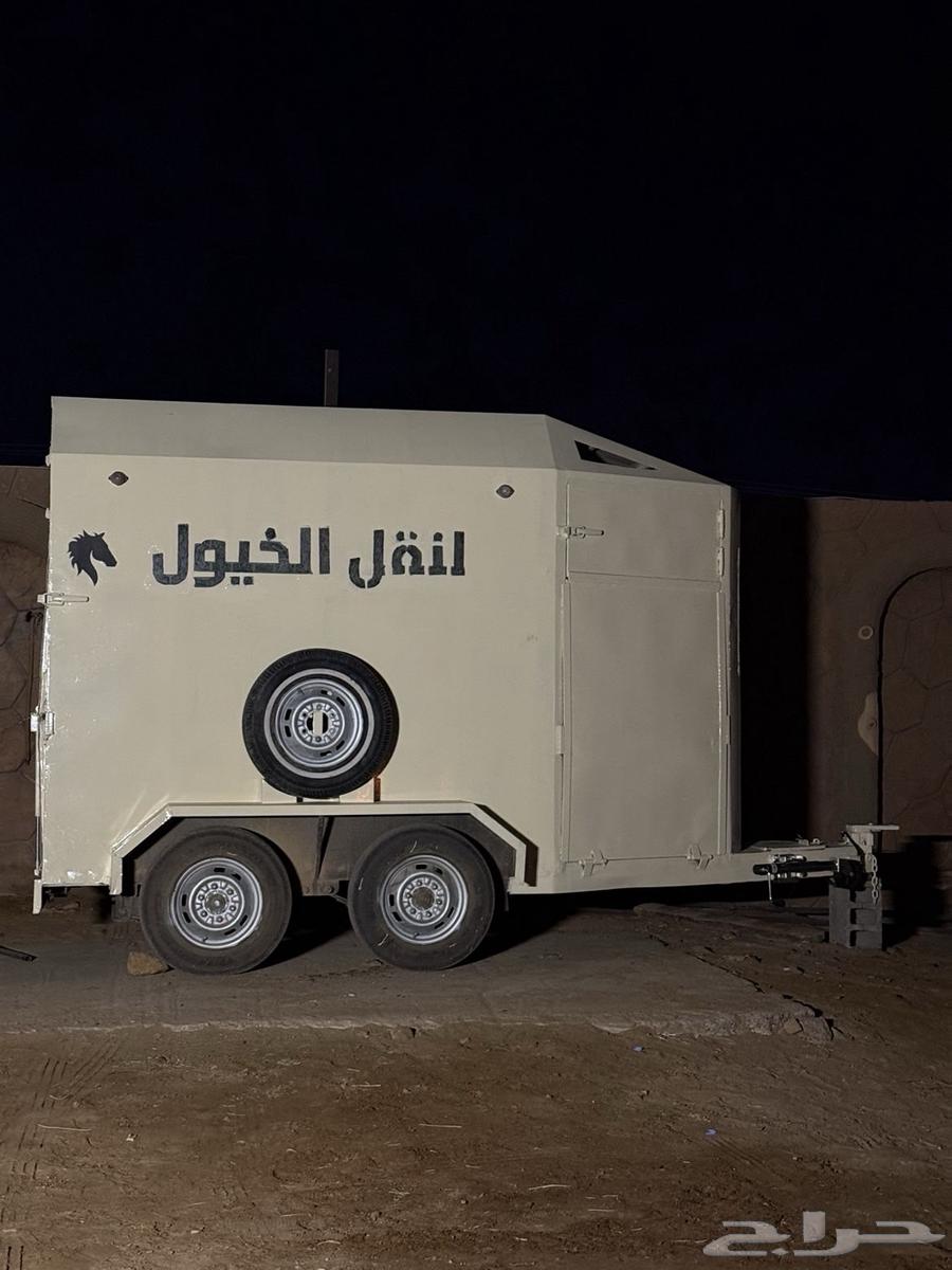 عربه لنقل الخيول64380106780931110