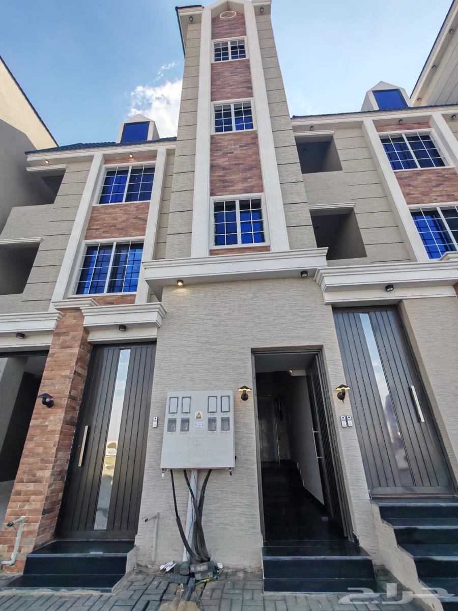 للبيع شقق تمليك علوي مع سطح مصعد راكب حي المعارض السعر 52064379854980227114