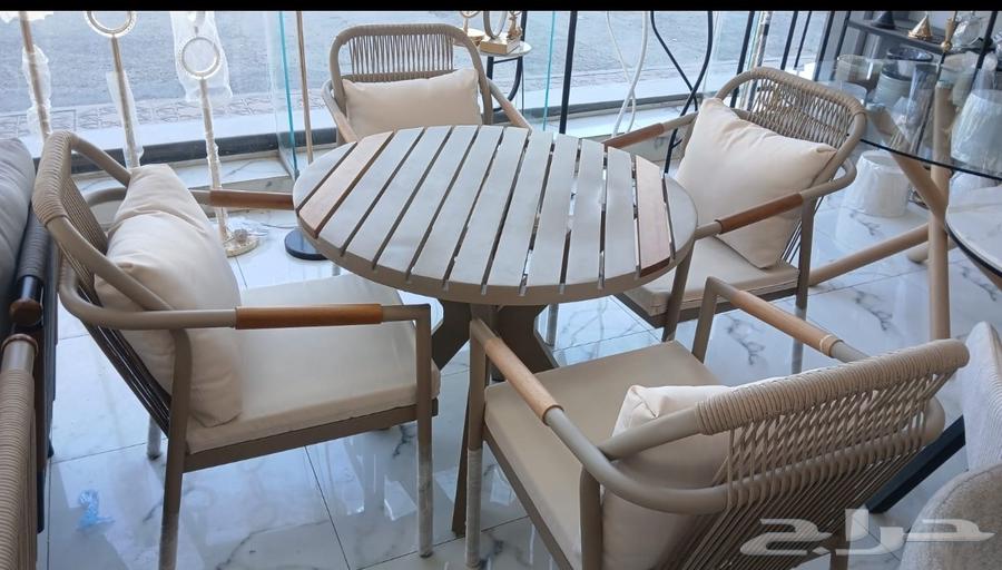 جلسات خارجيه متنوعة شتائك أجمل مع الحديقة السلطانية64403025436290111