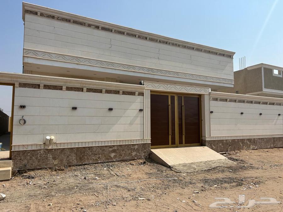 فيلا دور فاخر للبيع في مخطط 9 الياسمين64370078877953110