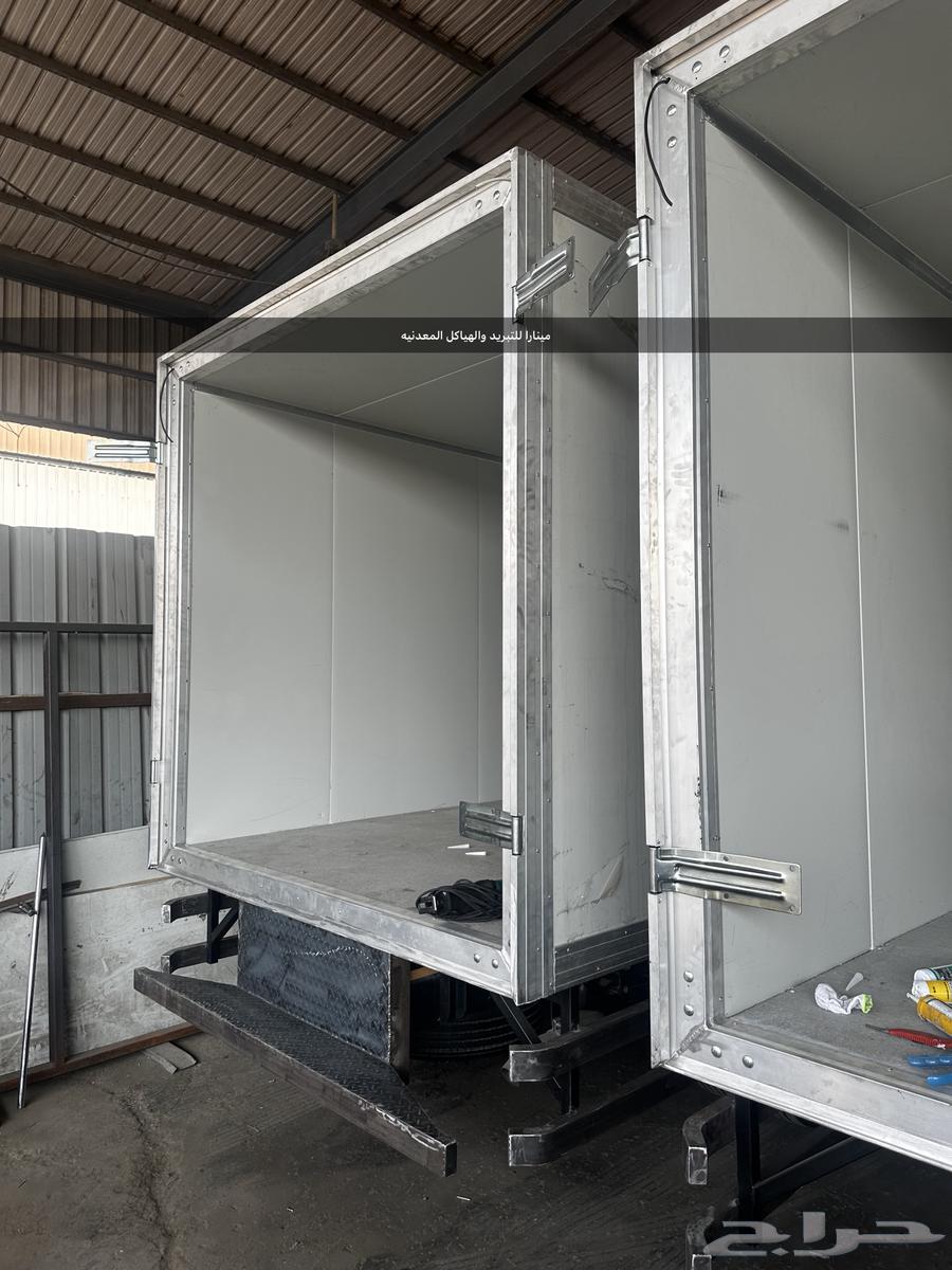 Metal structures, refrigerated truck boxes and coolers64379838776579110