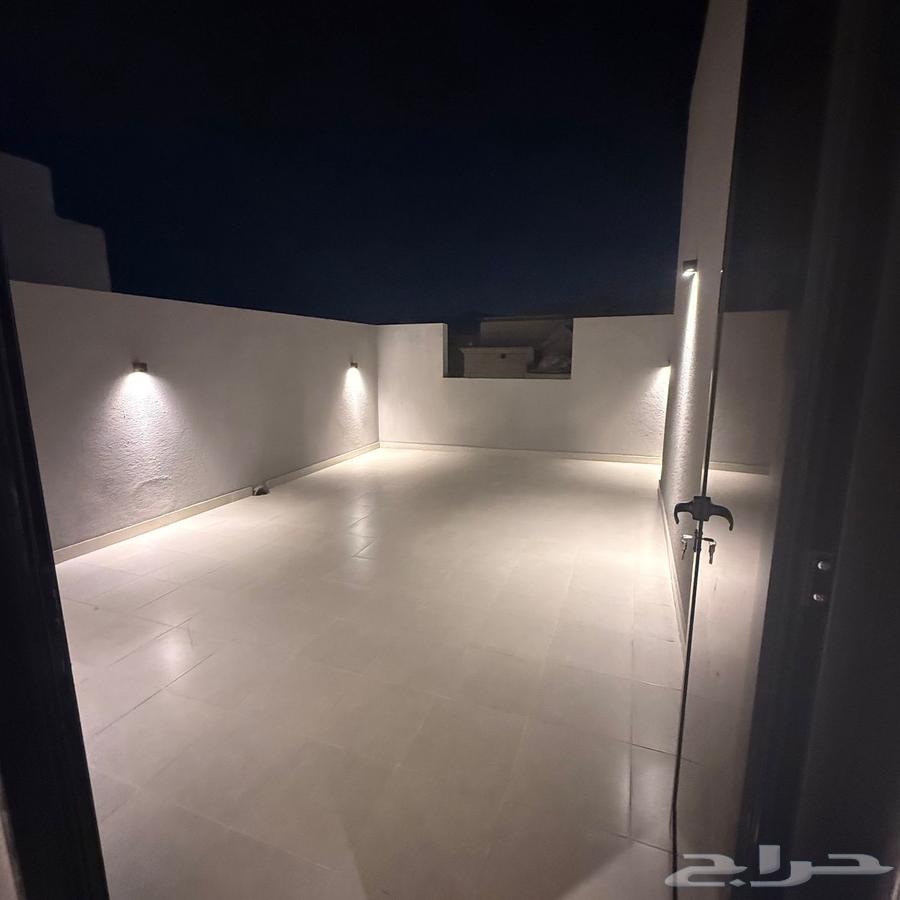 فلل دورين وملحق مفصوله للتمليك في حي النوريه64379836939009114