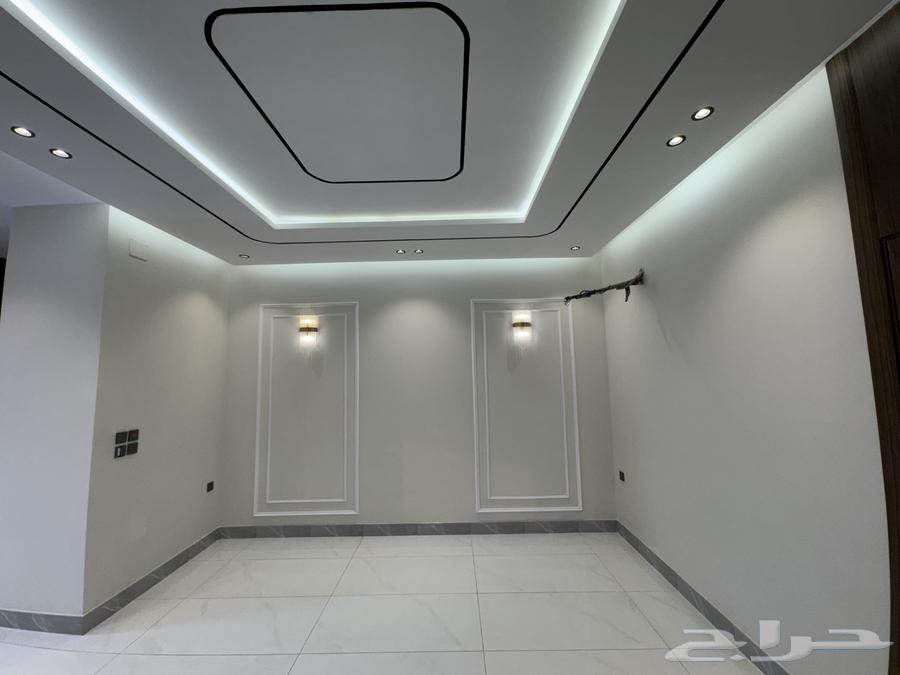 للبيع فيلا دورين وملحق تشطيب vip بمساحة ارض 416 متر64370045763457111