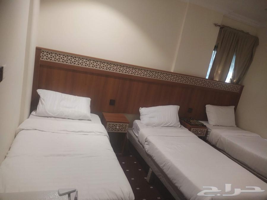 نجار مكه لاي عمل الصيانه في الفنادق64370214972675114