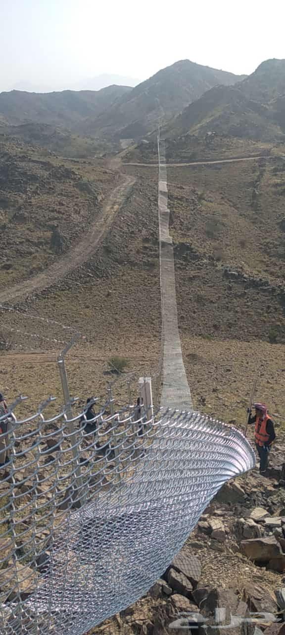 نحن نقوم بتوريد وتركيب جميع انواع الشبوك64403151263617113