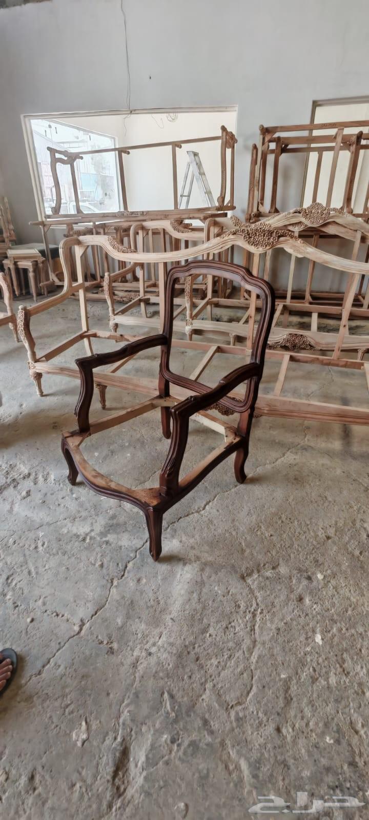 Sofa upholstery and styling. Renewal and custom tailoring upon request64379941419523112