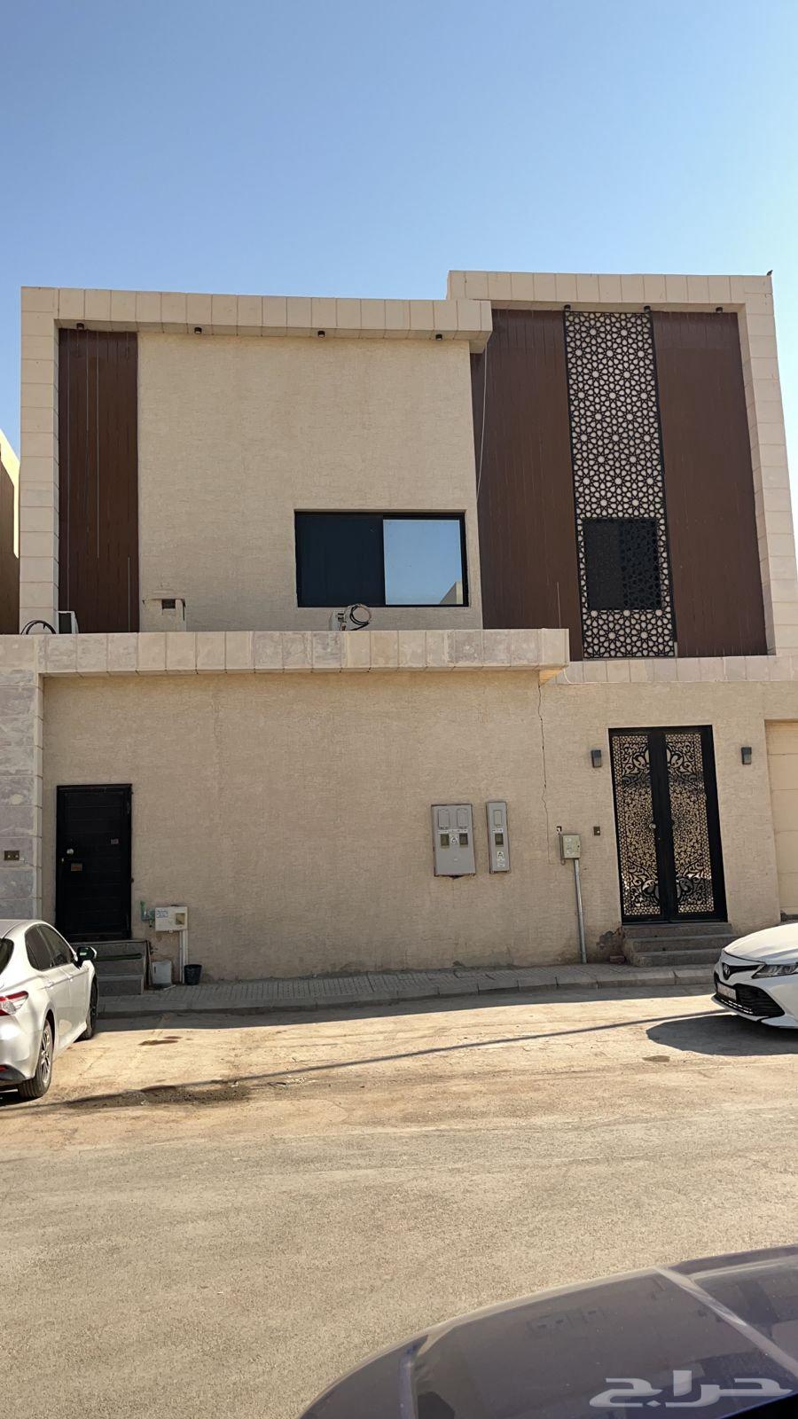 شقه في فيلا بحي العارض الرياض64370096484610110