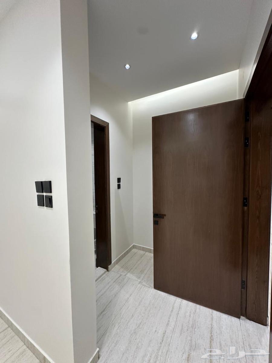 Apartment for ownership in Al Hilal Al Sharqiya neighborhood with private entrance for only 620,00064370079150337113