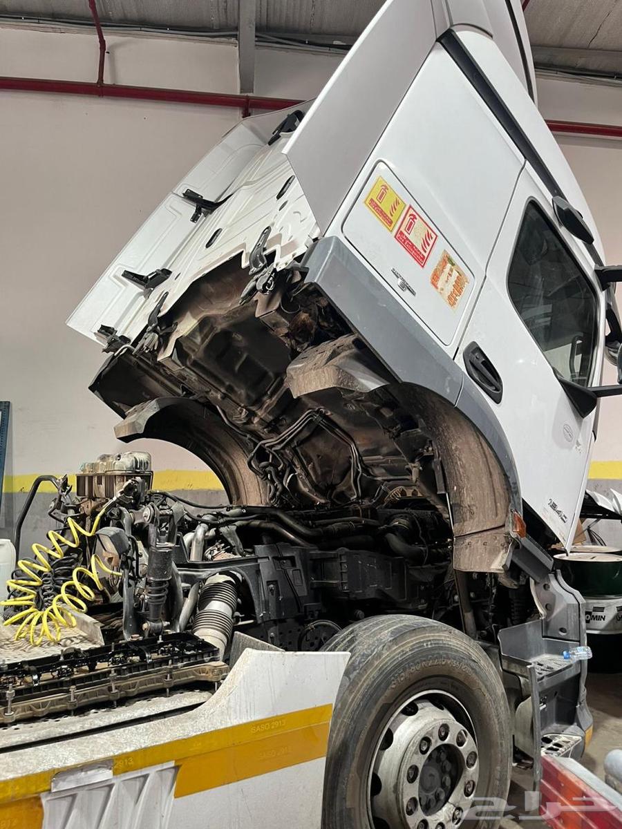 مركز العريني لصيانة الشاحنات والهيدروليك64370214965761113