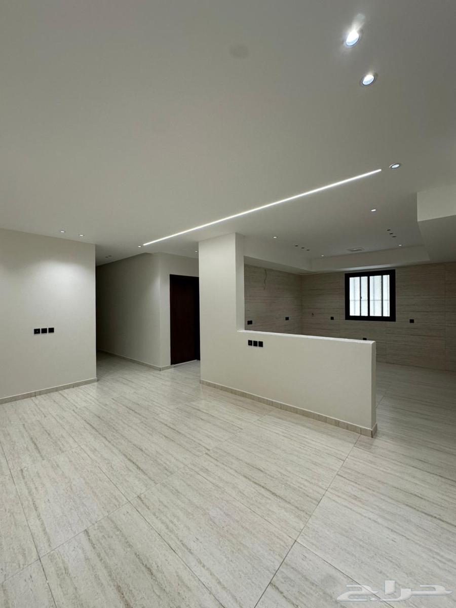 Apartment for ownership in Al Hilal Al Sharqiya neighborhood with private entrance for only 620,00064370079150337110