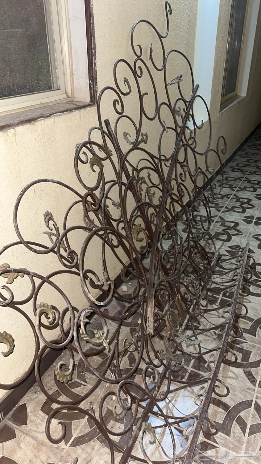 Iron window frames for sale as scrap64380138761475113