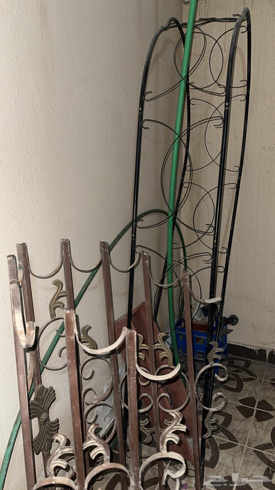 Iron window frames for sale as scrap64380138761475112