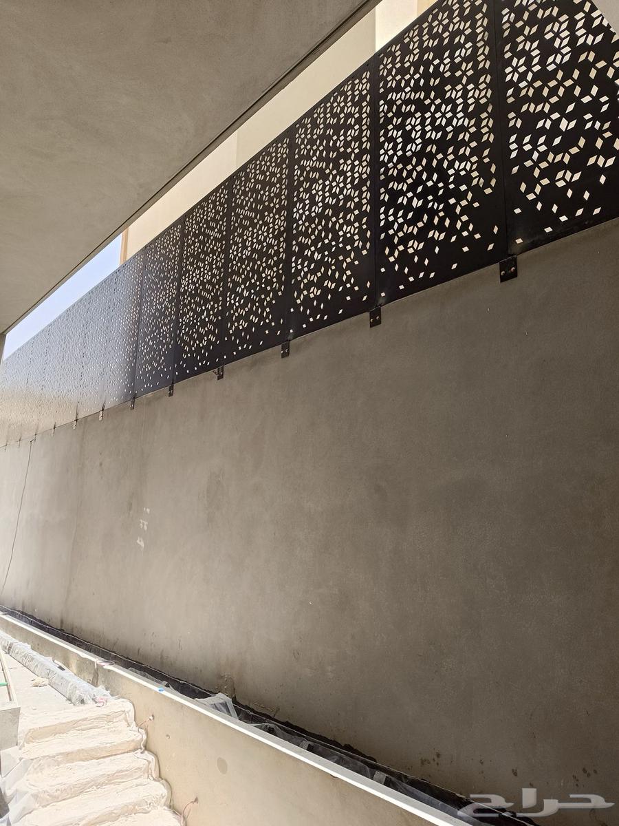 تركيب سواتر بين الجيران وبلكونات من القص اليزر64403084378241110