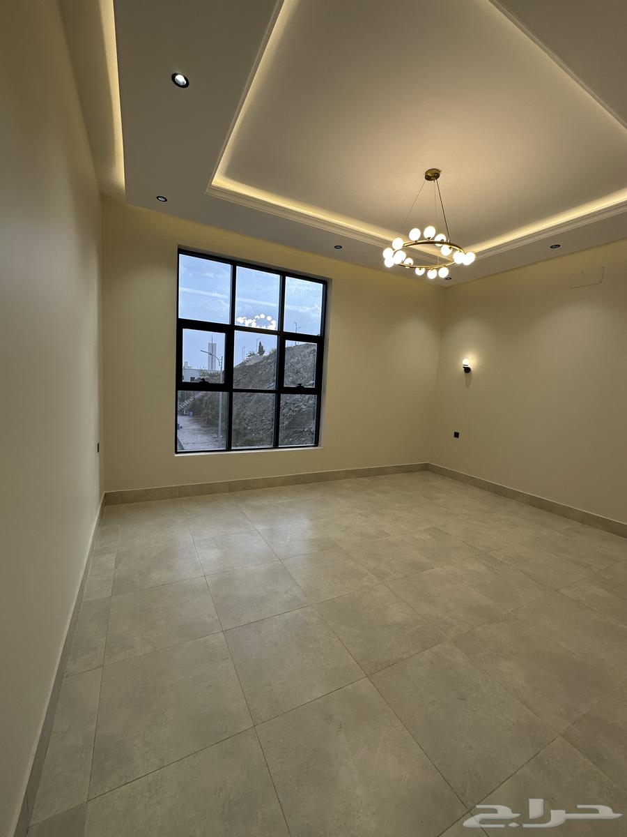 للبيع شقق علوية مودرن 520 الف بجوار المسجد ابها المحالة64403099733505110