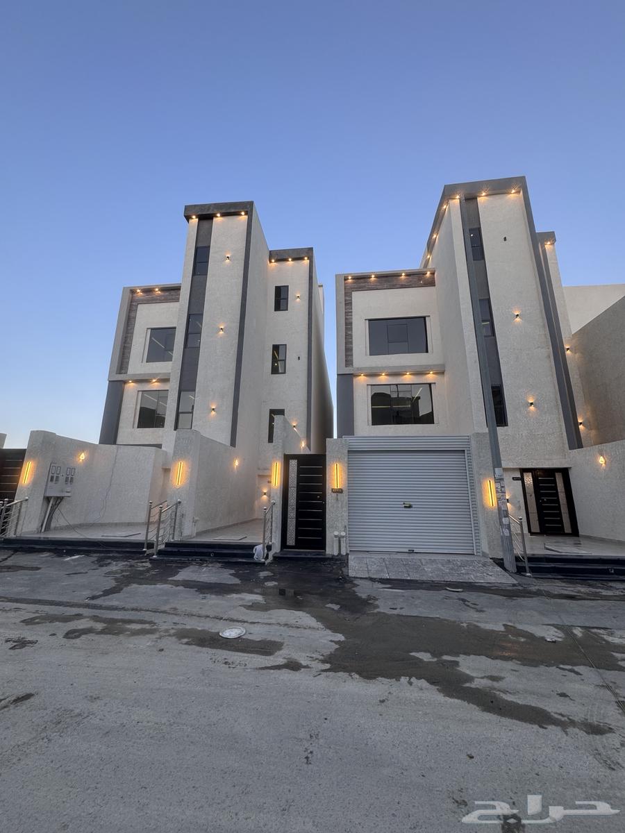 Upper floors for sale with independent entrances and private elevator, licensed64403115618435110