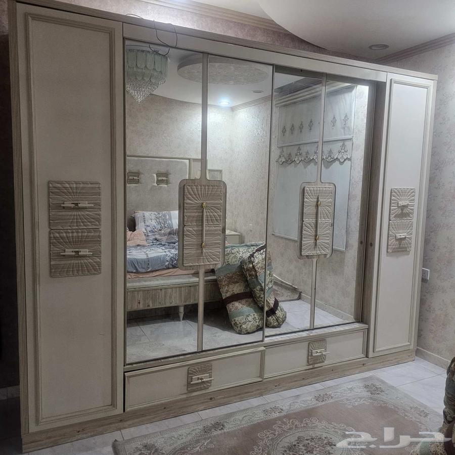 نقل بيت64403315256706110