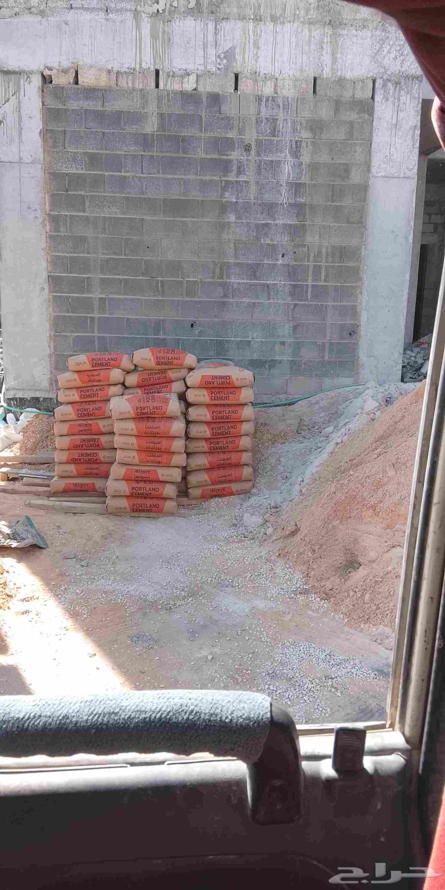 مبسط مواد البناء الرمل البحص الزيروا البلك لاسمنت بأنواعه في64403084507905110