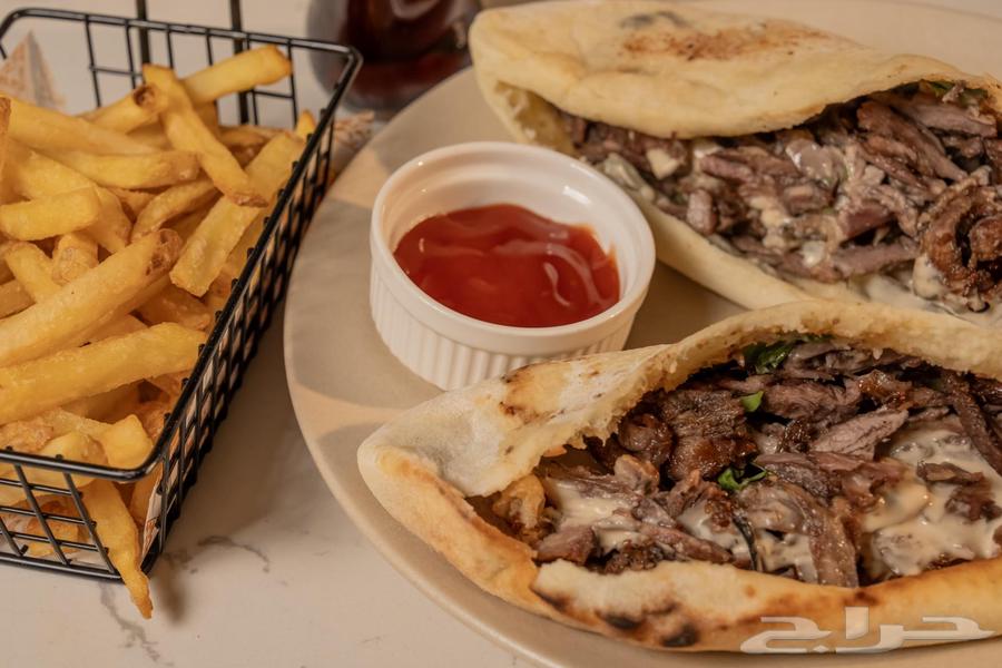 مصور حفلات و سوشيال ميديا64403068175363110