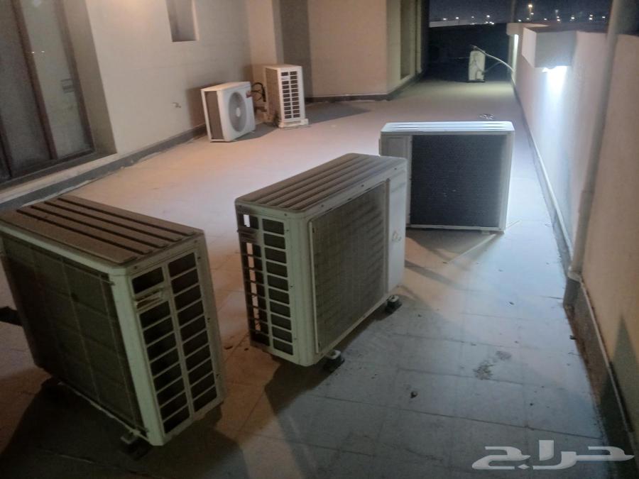 Plumber, Electrician, Ceramicist, Painter, Camera Installer64403506071042112