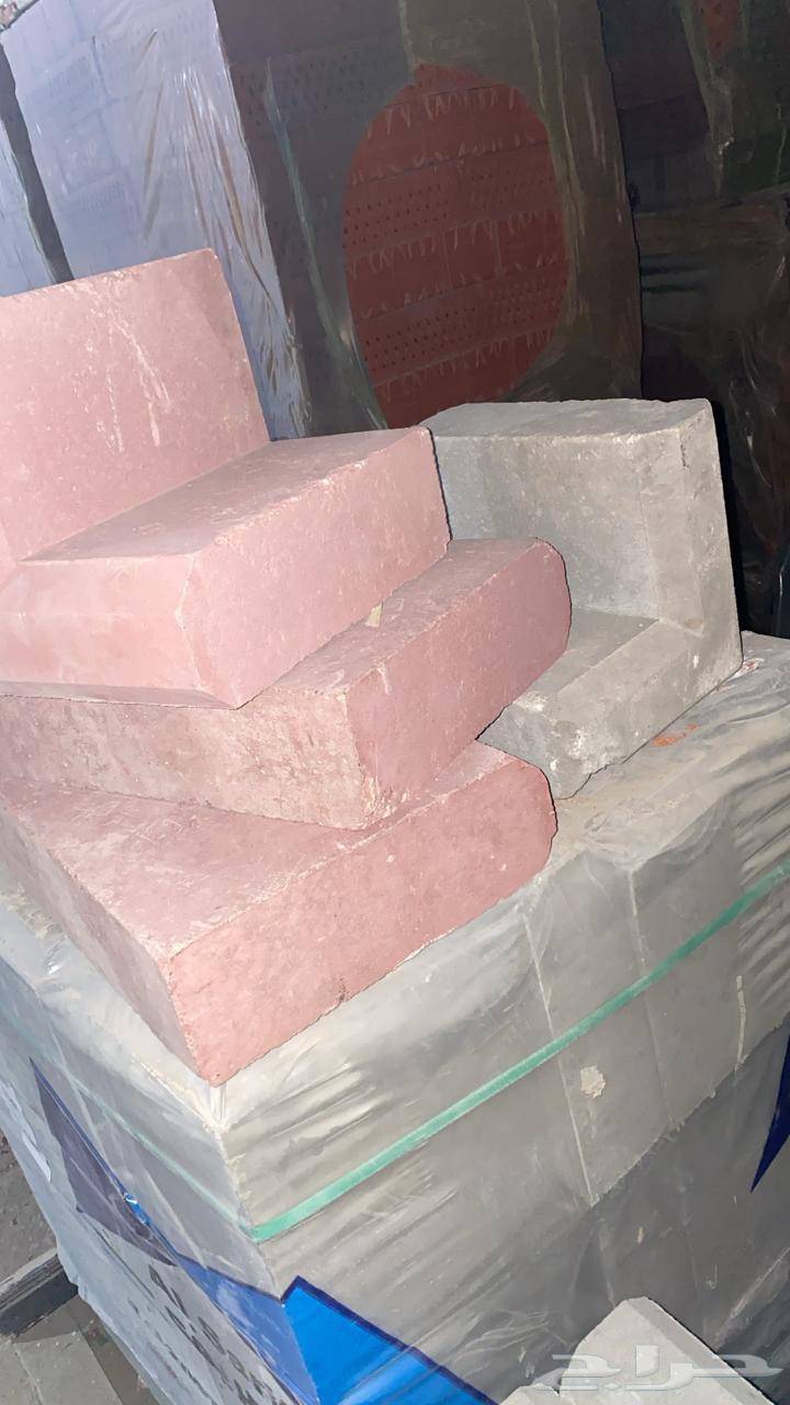 Cement, sand, tiles and gravel simplified64403116777347110