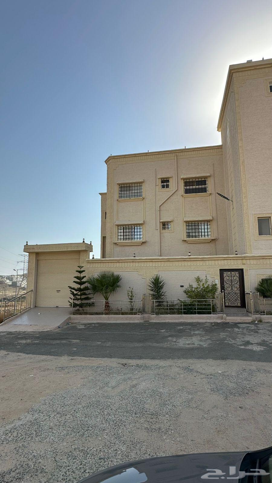 احتاج بيت للأجار السنوي64379923903874110