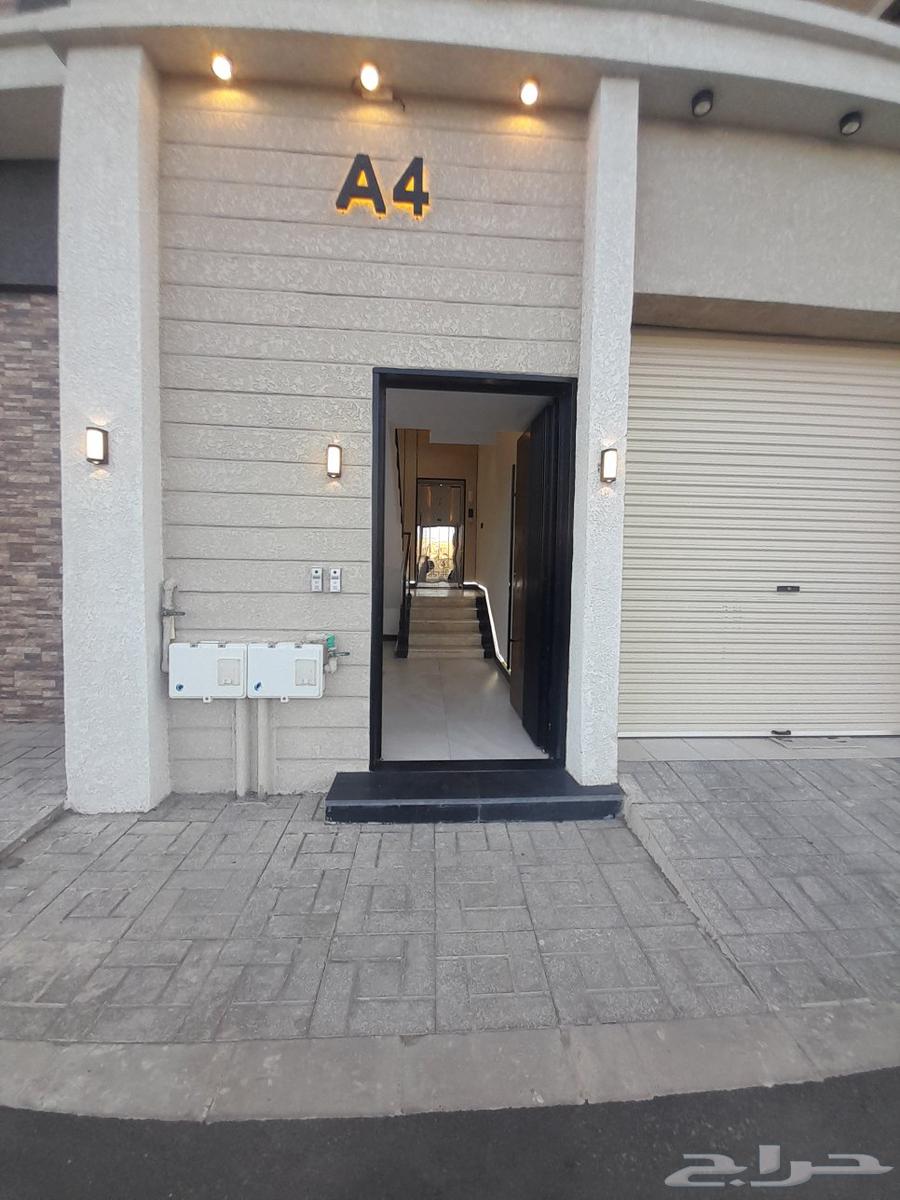 Apartment for sale on the second floor with an independent rooftop, functional elevator, Al-Dar Al-Mousa neighborhood64403115611394111