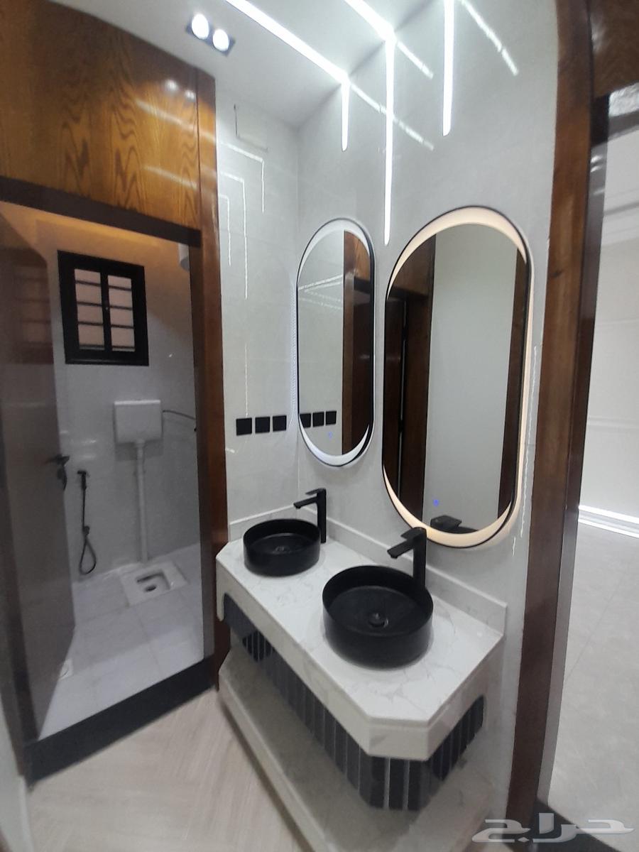 Apartment for sale on the second floor with an independent rooftop, functional elevator, Al-Dar Al-Mousa neighborhood64403115611394113