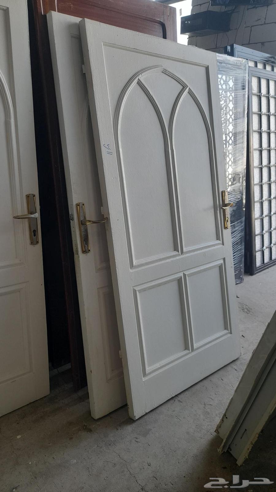 نجار باب شباك وتركيب واشتراك تبغى ابواب ابغى شبابيك في تبغى64403695987842110