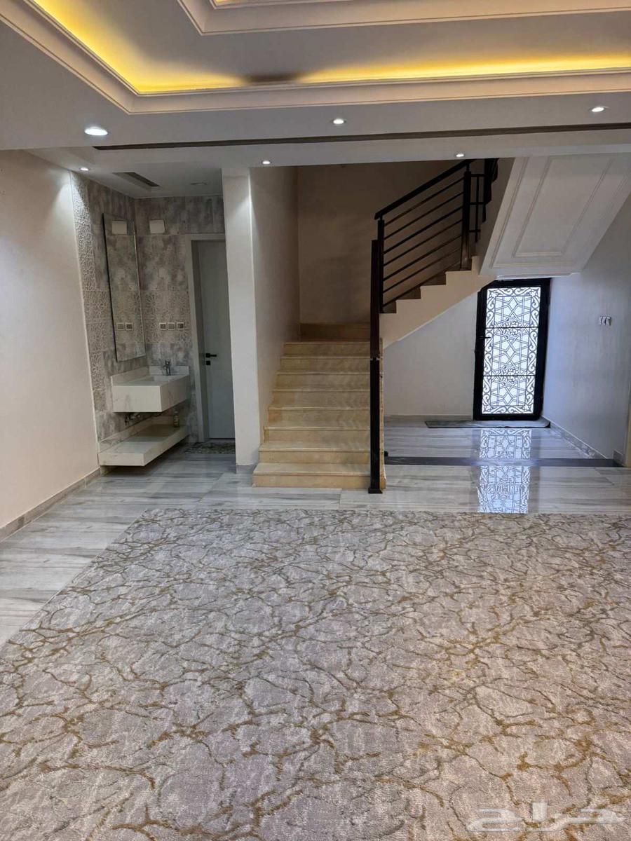 فلة للبيع في خميس مشيط حي العمارة64403249844739114