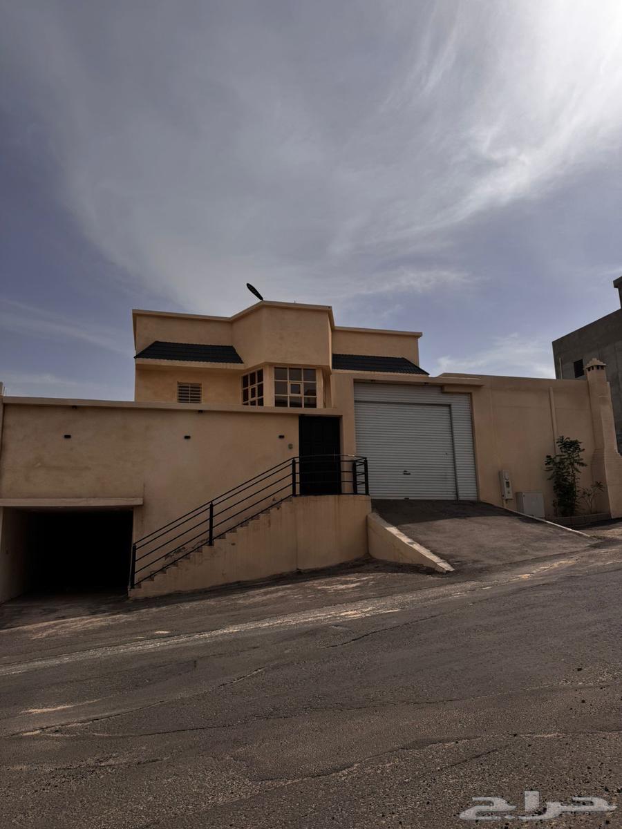 فلة للبيع في خميس مشيط حي العمارة64403249844739110