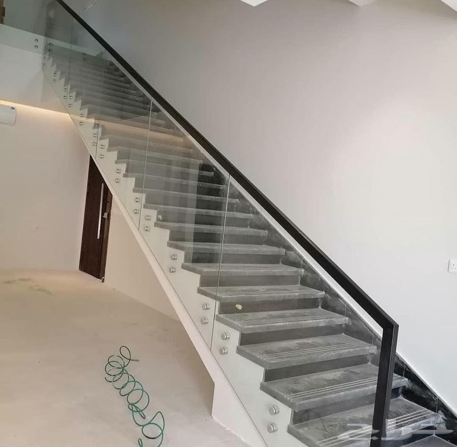 جميع انواع المونيوم جمع انوع الصيانة وزجاج وشطر وسكريت64403601272707114