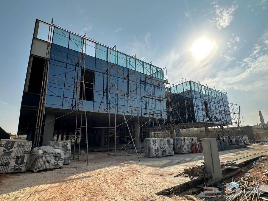 Glass facades, structural glazing, curtain walls, and all aluminum and cladding works64403791767297113