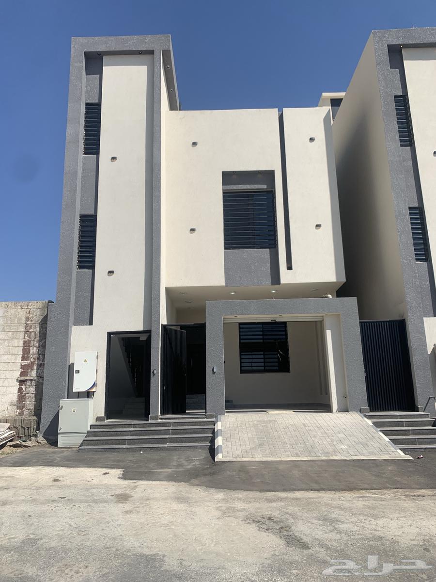 For sale: Top floor with annex in Khamis, excellent location starting from 650 thousand64403267575425110