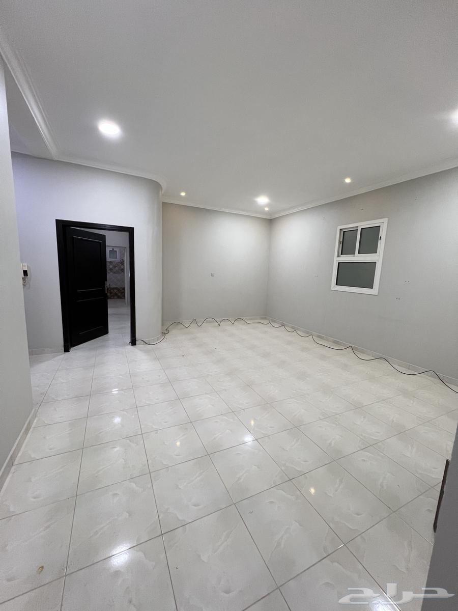 للإيجار شقة عوايل مستقله في جنوب الهفوف64403234142338113