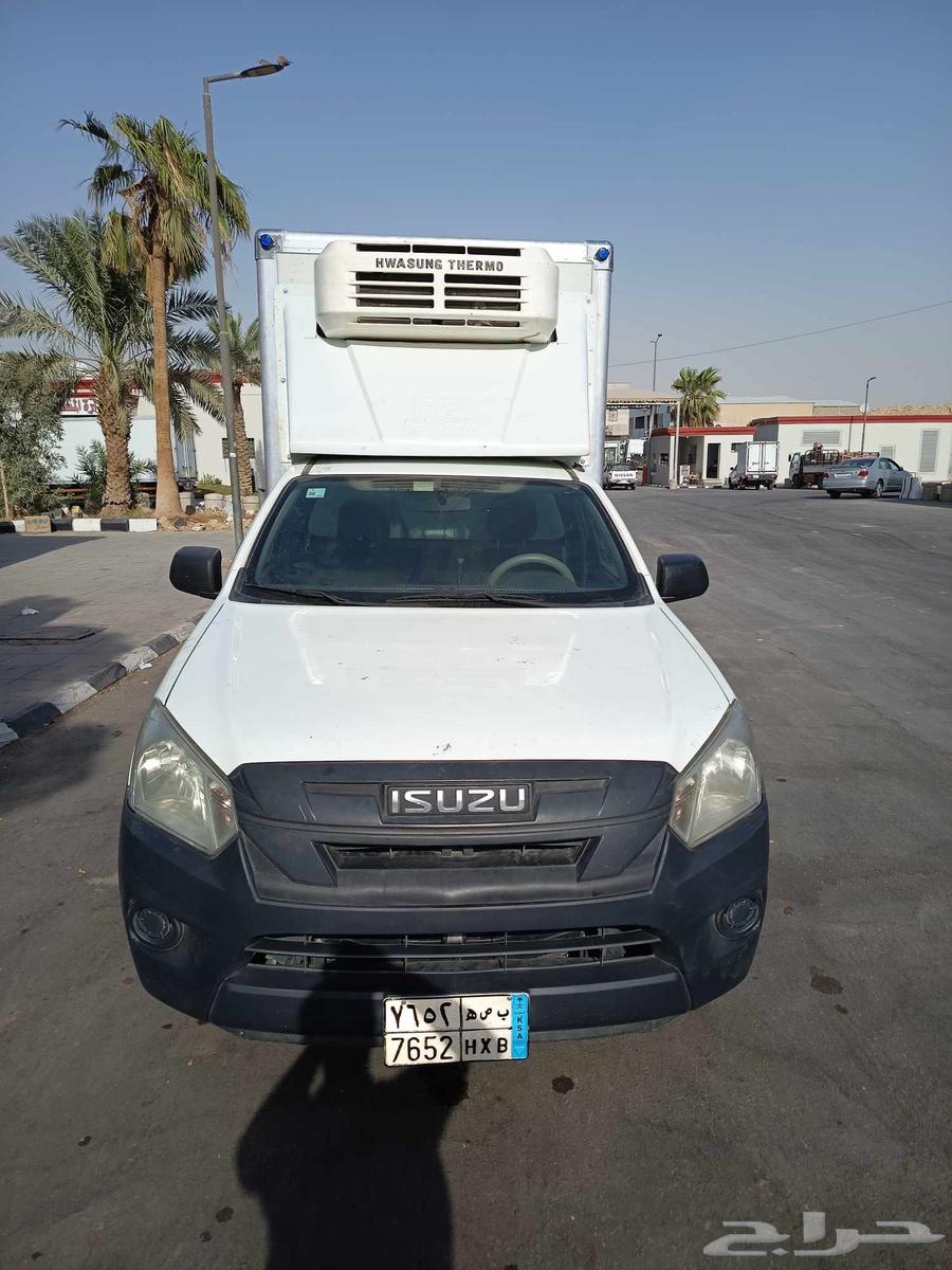 سياره تبريد وتجميد مشاوير داخل الرياض وخارجها64403838884481110