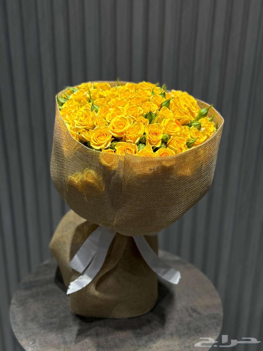 تنسيق ورد توصيل طلبات متسوق شخصي مندوب متاجر64403759575682110