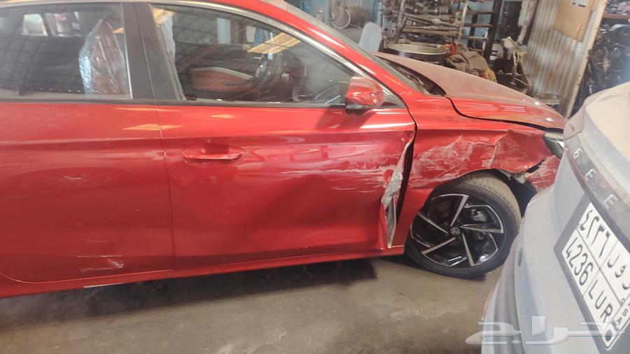 سمكرة وصبغ جميع انواع السيارات مع الفرن الحراري يوجد تابي64581510985603112