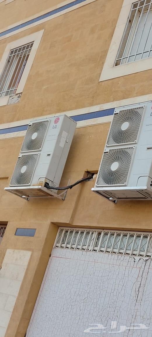 فنى مكيف اسبلت وتركيب وتعبيه فريون اتصل ونحن نصل 24 ساعه0564403775585410110