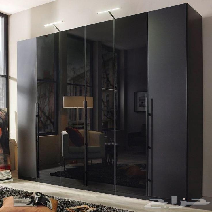 Carpenter specializing in custom cabinets and wooden decorations, and all carpentry work64403585969154113