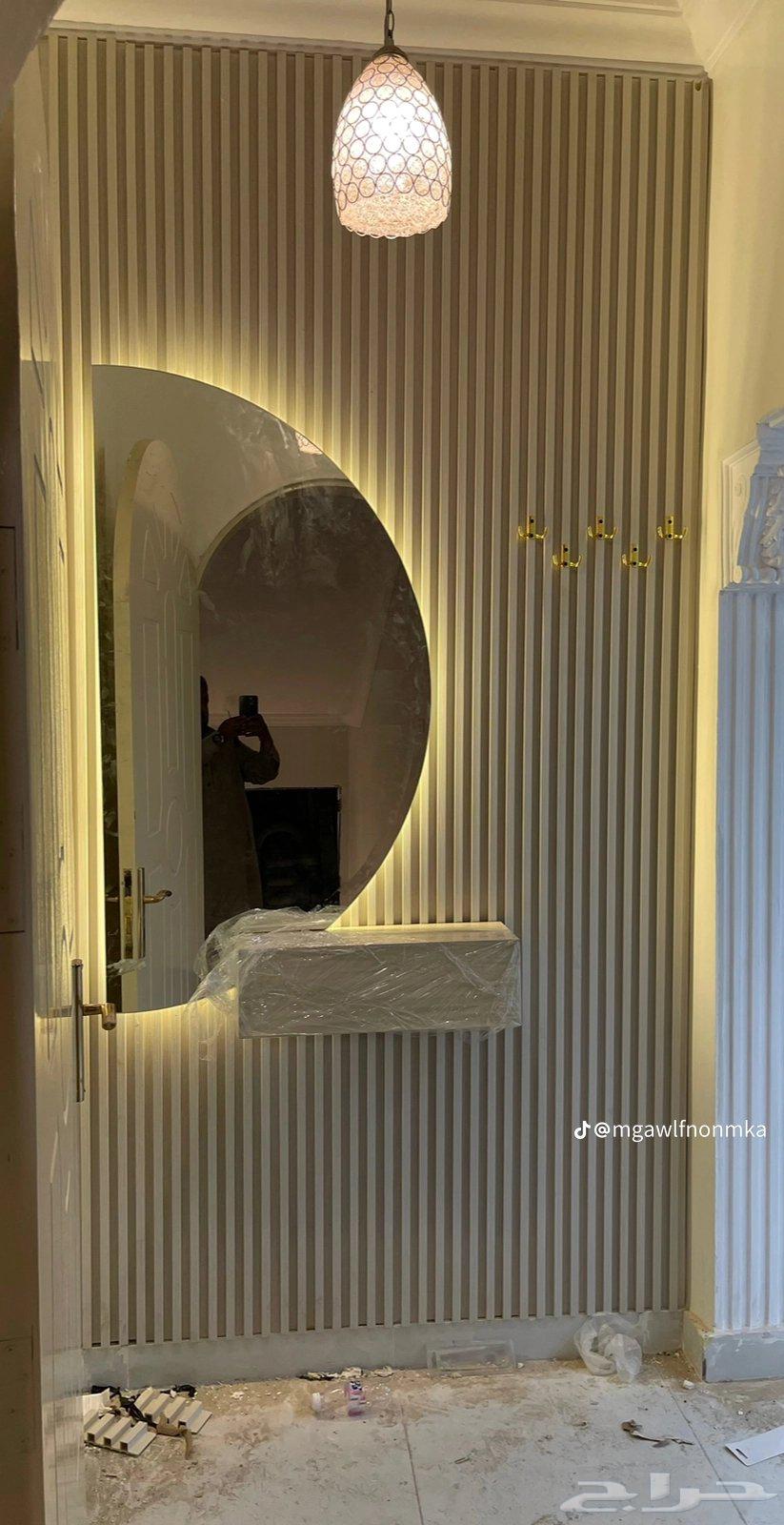 معلم تركيب ديكورات داخليه ورق جدران بديل الشيبورد . مودرن64403617264771112